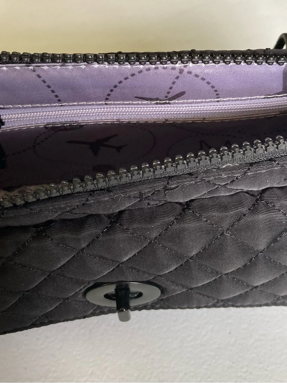 NWT SAMANTHA BROWN Quilted Crossbody Travel Bag Organizer Black